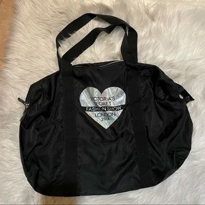 VICTORIAS SECRET FASHION SHOW WEEKENDER BAG 🖤